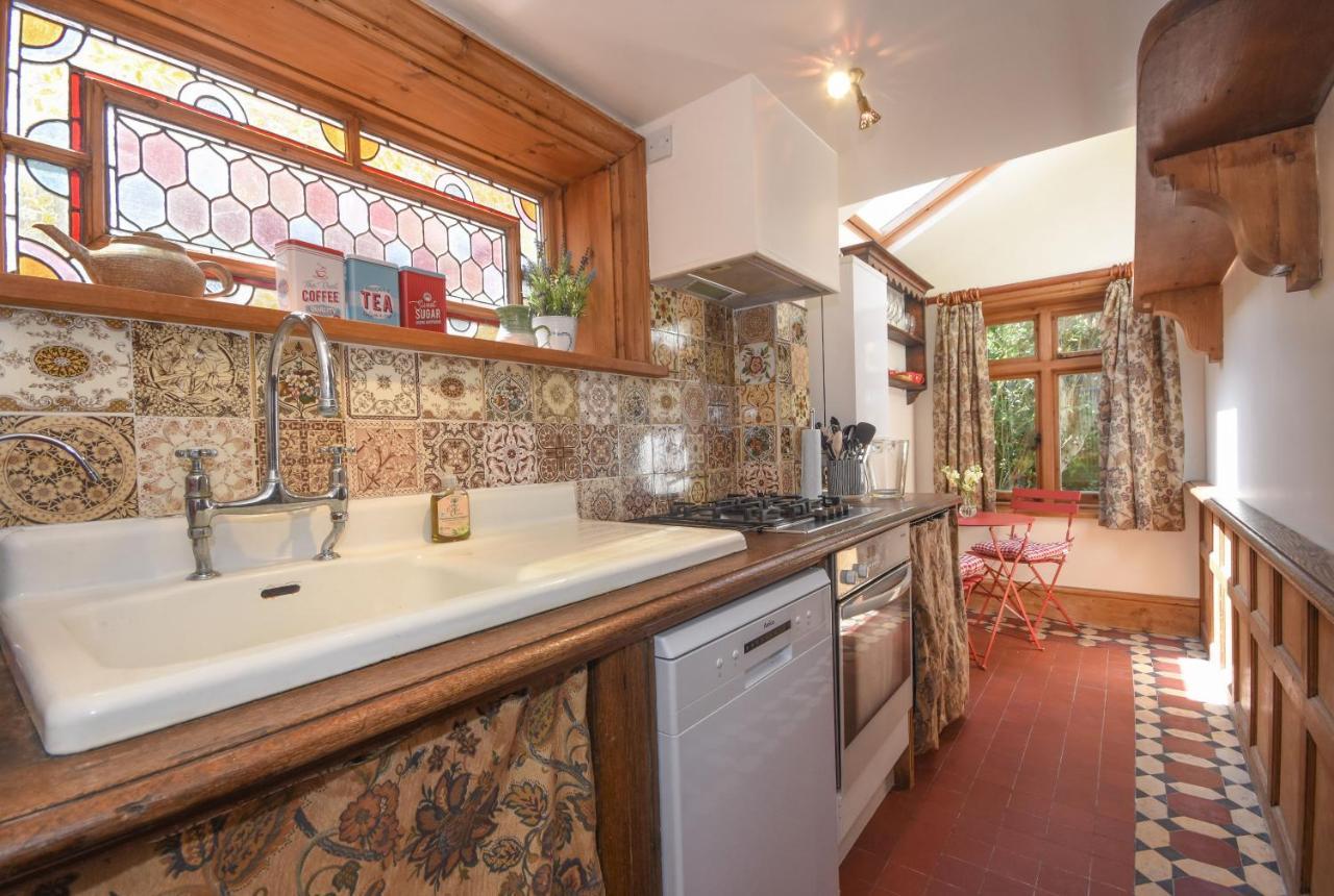 Unique Period One Bedroom House In كول شيستر المظهر الخارجي الصورة