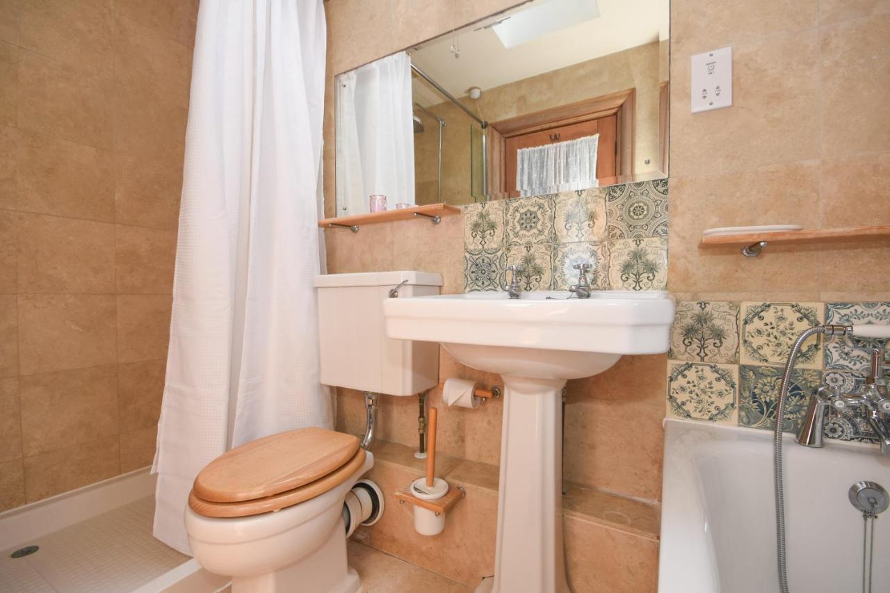 Unique Period One Bedroom House In كول شيستر المظهر الخارجي الصورة